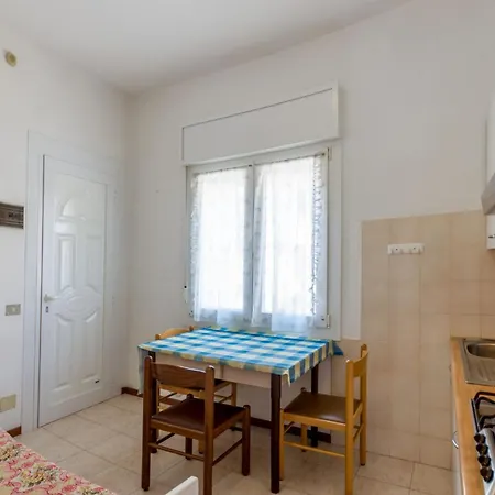 Apartment Comfy Flat By The